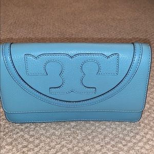 Tory Burch crossbody purse with removable strap